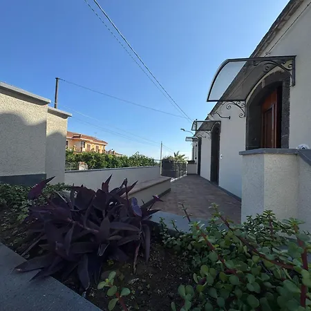 Casa E Cori Daire Acireale