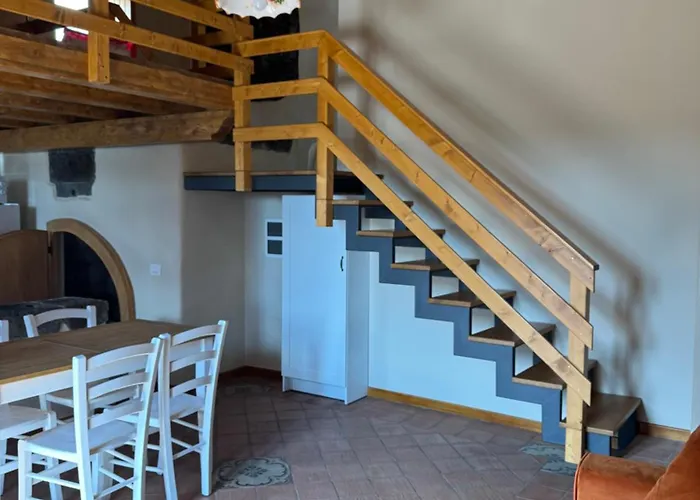 Casa E Cori アチレアーレ